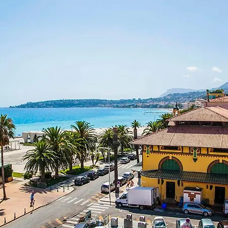 2 Pieces Vue Sur Et Monte-carlo A Cap Martin * Roquebrune-Cap-Martin